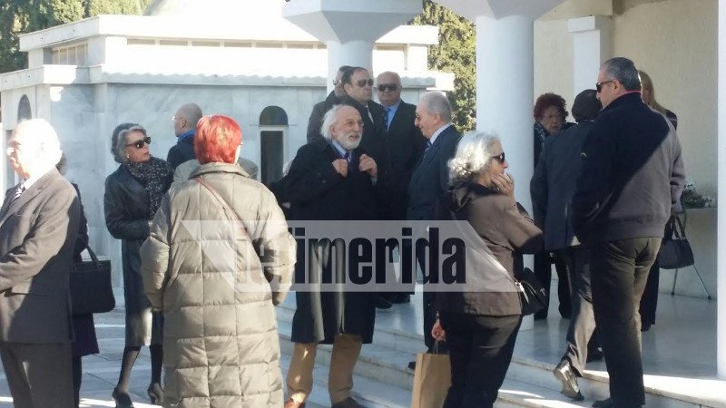 Πλήθος κόσμου στο τελευταίο αντίο στη Βάσω Μεϊμαράκη -Ολη η ΝΔ στην κηδεία [εικόνες] | iefimerida.gr 41