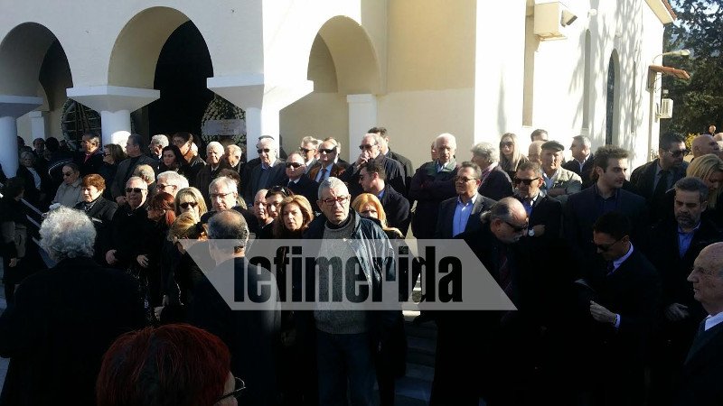 Πλήθος κόσμου στο τελευταίο αντίο στη Βάσω Μεϊμαράκη -Ολη η ΝΔ στην κηδεία [εικόνες] | iefimerida.gr 43