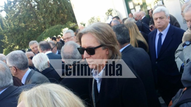 Πλήθος κόσμου στο τελευταίο αντίο στη Βάσω Μεϊμαράκη -Ολη η ΝΔ στην κηδεία [εικόνες] | iefimerida.gr 45