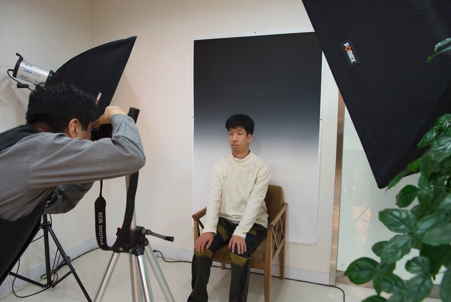 Πηγαίνουν ζωντανοί στην κηδεία τους -Μία περίεργη «θεραπεία» για την κατάθλιψη και το άγχος [εικόνες] | iefimerida.gr 2