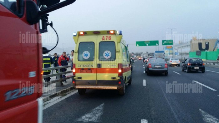 Νεαρό ζευγάρι «βούτηξε» στον Κηφισό -Μυστήριο το πώς βρέθηκε εκεί [εικόνες] | iefimerida.gr 5