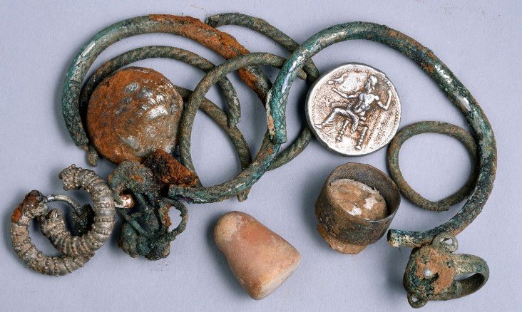 Εξερευνητές ανακάλυψαν θησαυρό 2.300 ετών από την εποχή του Μεγάλου Αλεξάνδρου [εικόνες] | iefimerida.gr 0