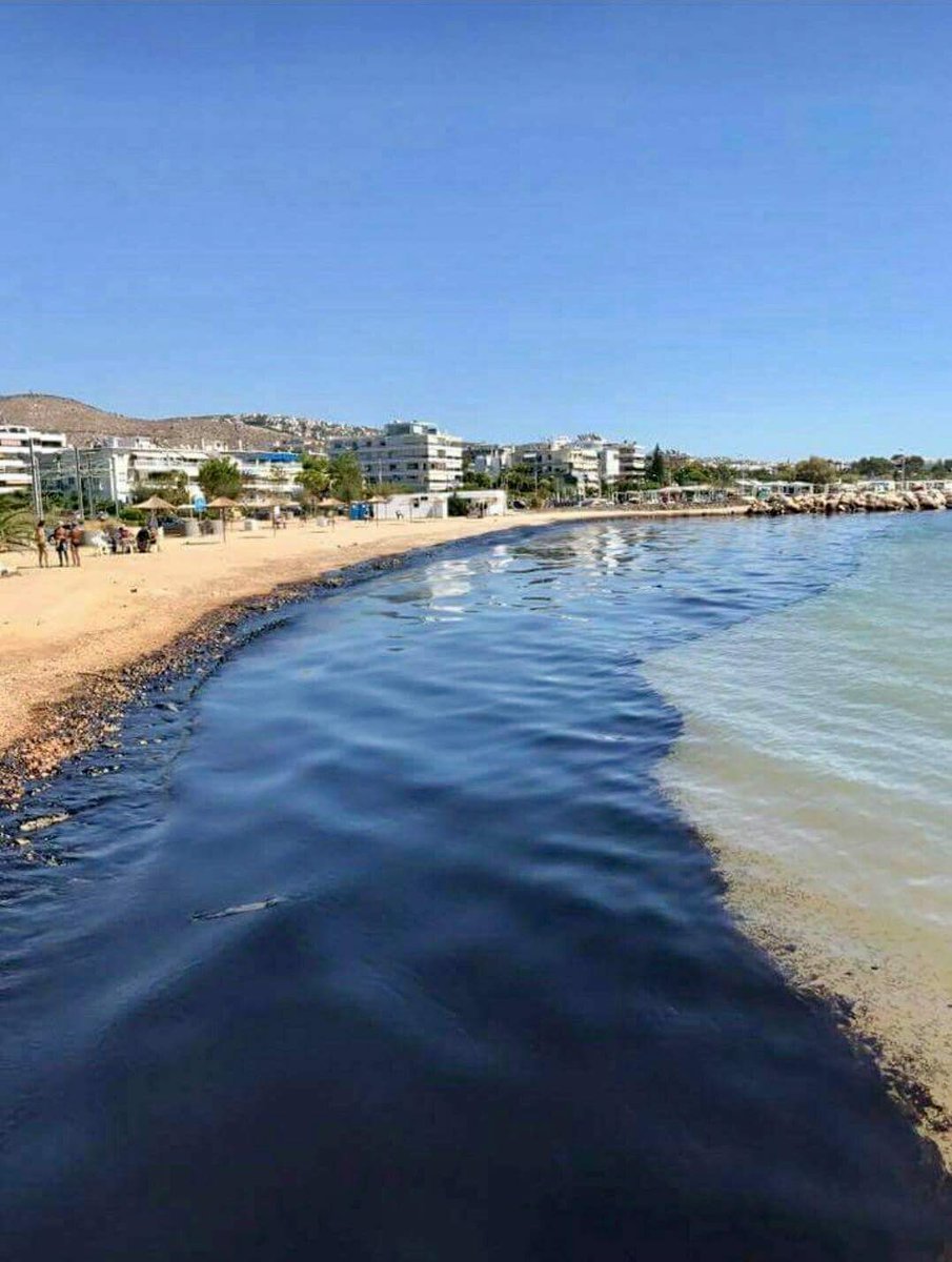 Απίστευτο γέλιο στο Twitter με την πετρελαιοκηλίδα: 1 κιλό σαρδέλες Σαρωνικού για προσάναμμα! [εικόνες] | iefimerida.gr 0