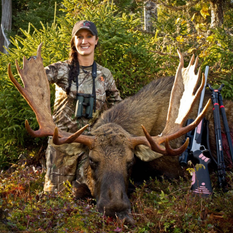 Η τηλεπαρουσιάστρια που απολαμβάνει να σκοτώνει άγρια ζώα - Kομπάζει για τα «κατορθώματά» της με φωτογραφίες στα social media [εικόνες] | iefimerida.gr 3