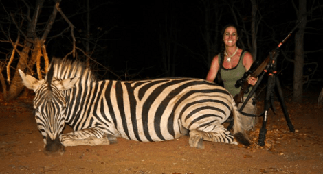 Η τηλεπαρουσιάστρια που απολαμβάνει να σκοτώνει άγρια ζώα - Kομπάζει για τα «κατορθώματά» της με φωτογραφίες στα social media [εικόνες] | iefimerida.gr 4