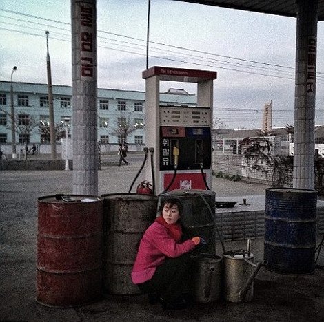 Μοναδικά καρέ από την πραγματική ζωή στη Βόρεια Κορέα -Ολα όσα ο Κιμ Γιονγκ Ουν δεν θέλει να ξέρουμε [εικόνες] | iefimerida.gr 12