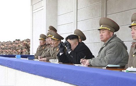 Ο θεριακλής Κιμ Γιονγκ Ουν -Ο μοναδικός ηγέτης του κόσμου που καπνίζει ακόμη και μέσα στο νοσοκομείο [εικόνες] | iefimerida.gr 0