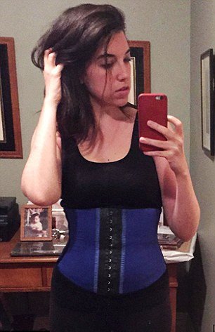 Δημοσιογράφος έγινε κλώνος της Καρντάσιαν -Αντέγραψε δίαιτα, ρούχα, μακιγιάζ και selfies [εικόνες] | iefimerida.gr 2