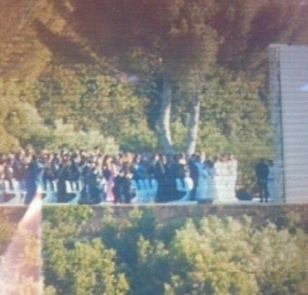 Ο γάμος της χρονιάς: Μοναδική χλιδή στην γαμήλια τελετή της Κιμ Καρντάσιαν [εικόνες] | iefimerida.gr 1