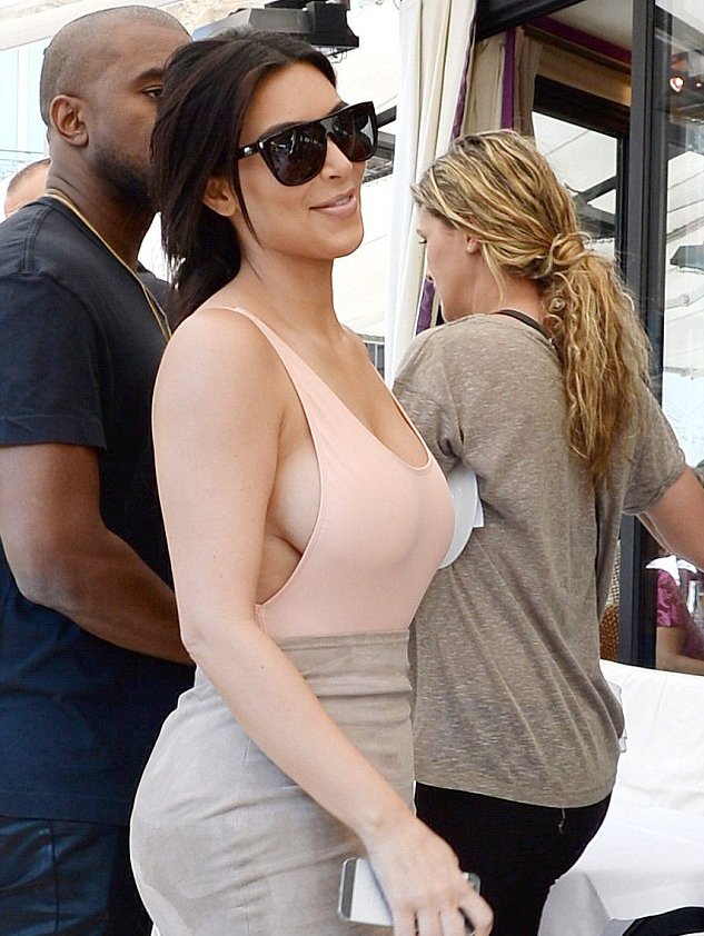 Χωρίς σουτιέν -Οι σταρ κάνουν μόδα το braless [εικόνες] | iefimerida.gr 2