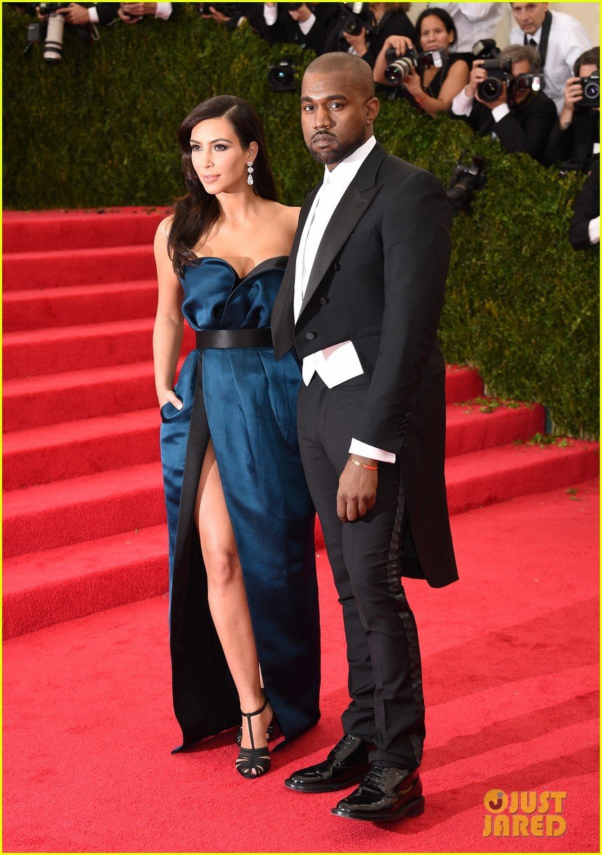 Υψηλό κουτσομπολιό: Η Αν Γουίντουρ και η Σάρα Τζέσικα Πάρκερ μιλούν για κακοντυμένους άντρες [εικόνες] | iefimerida.gr 3