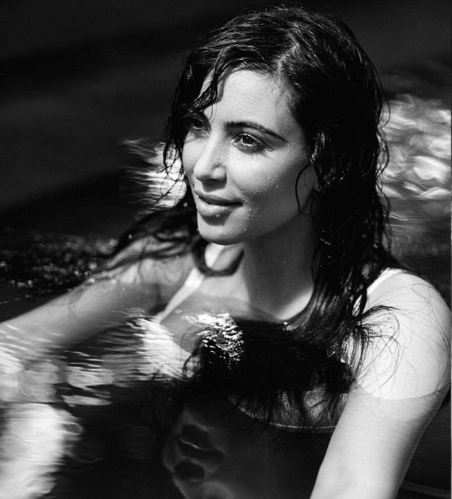 Έγκυος φωτογραφίζεται για πρώτη φορά η Κιμ Καρντάσιαν [εικόνες] | iefimerida.gr 0