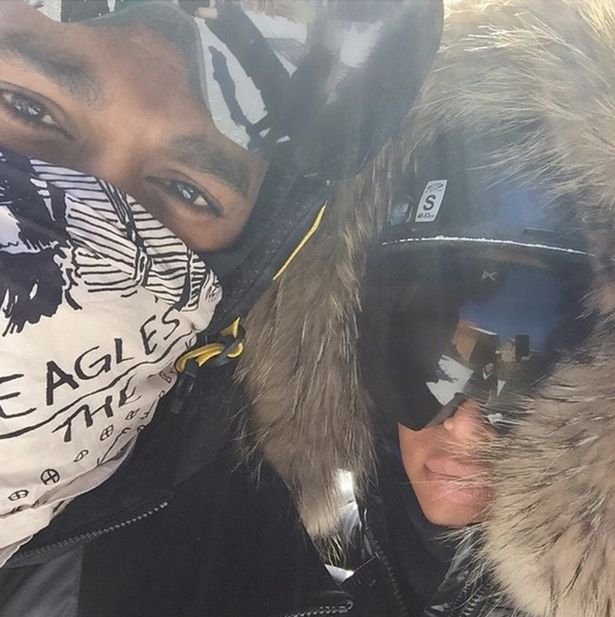 Η Καρντάσιαν με γούνινο μπικίνι [εικόνες] | iefimerida.gr 6