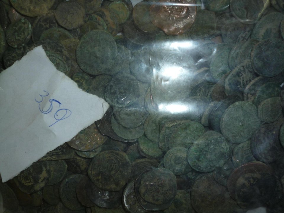 Θησαυρό ανυπολόγιστης αξίας είχαν στα χέρια τους οι αρχαιοκάπηλοι [εικόνες] | iefimerida.gr 2