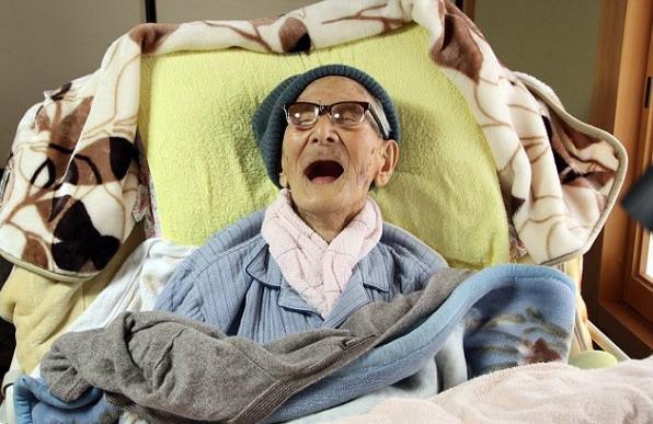 Ο τελευταίος, γεννημένος τον 19ο αιώνα,άνδρας είναι 116 ετών και συνιστά «ελαφριά γεύματα» [εικόνες] | iefimerida.gr 1