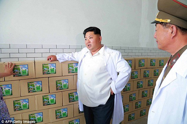 Ο Κιμ Γιονγκ Ουν ανακάλυψε βιάγκρα που τα θεραπεύει όλα [εικόνες] | iefimerida.gr 1