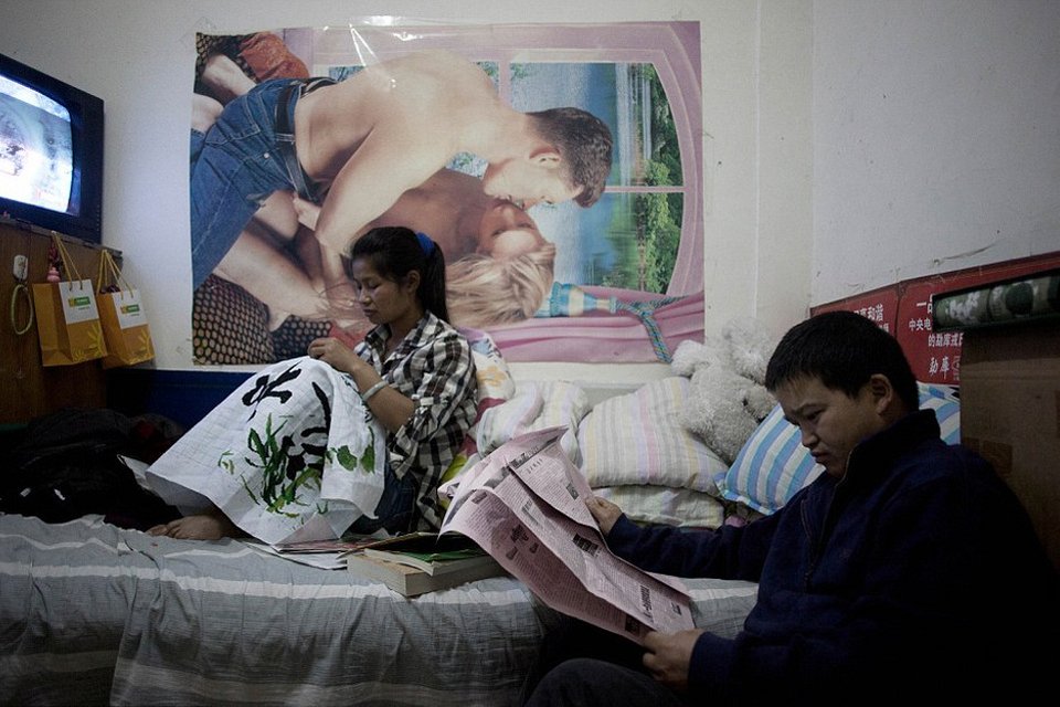 Η άλλη (άθλια) όψη του Πεκίνου -Χιλιάδες Κινέζοι ζουν σαν ποντίκια στο υπόγειο δίκτυο της πόλης [εικόνες] | iefimerida.gr 4