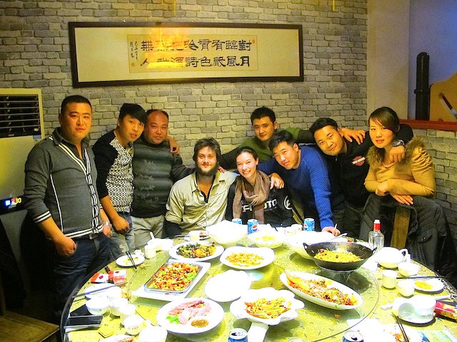 Ο γύρος της Κίνας με μηχανή σε 146 ημέρες -Το πολύχρωμο ταξίδι ενός ζευγαριού που τους έβαλε στο βιβλίο Γκίνες [εικόνες] | iefimerida.gr 6