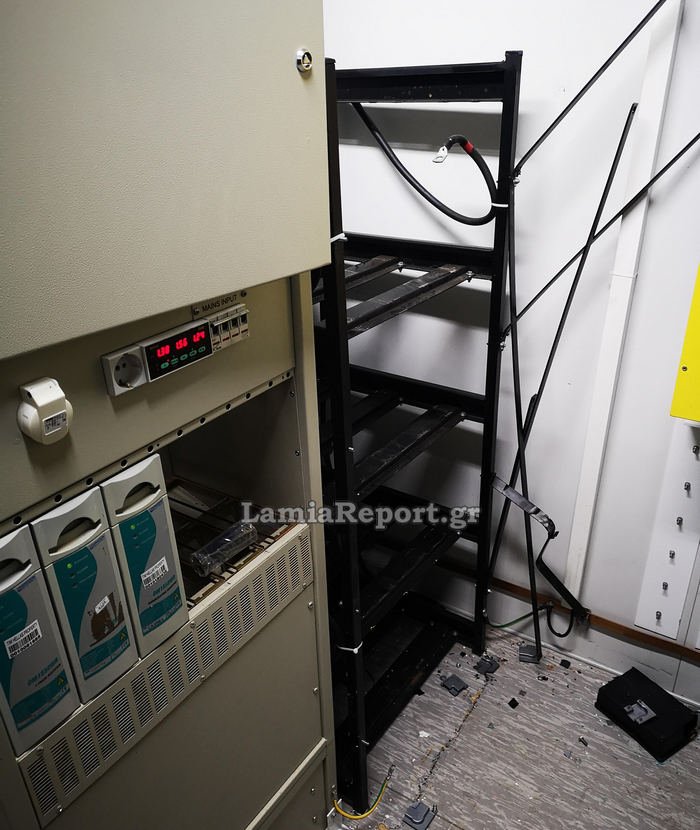 Σε Λιβαδειά και Θήβα ρήμαξαν τους σταθμούς κινητής τηλεφωνίας [εικόνες] | iefimerida.gr 1