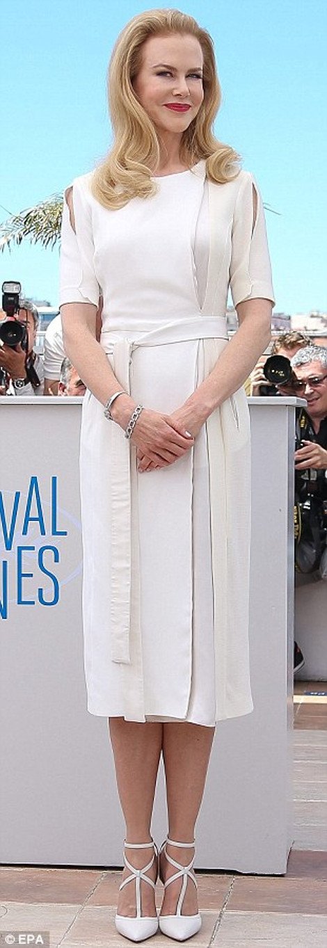 Η 46χρονη Νικόλ Κίντμαν βάζει κάτω δυο 20άρες -Η εκθαμβωτική εμφάνιση στις Κάννες [εικόνες] | iefimerida.gr 5