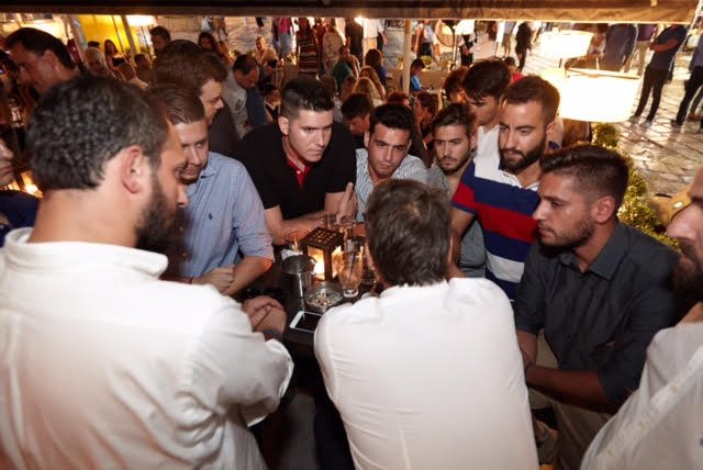 Η συνάντηση του Κυριάκου Μητσοτάκη στη Ζάκυνθο με τους νέους του νησιού [εικόνες] | iefimerida.gr 1