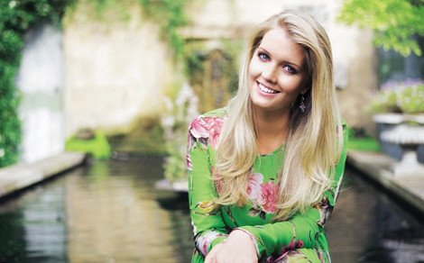 Αυτή είναι η εκρηκτική, καλλίγραμμη ανιψιά της πριγκίπισσας Νταΐάνα -Το διαπεραστικό βλέμμα που κληρονόμησε από την θεία της [εικόνες] | iefimerida.gr 12