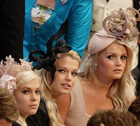 Αυτή είναι η εκρηκτική, καλλίγραμμη ανιψιά της πριγκίπισσας Νταΐάνα -Το διαπεραστικό βλέμμα που κληρονόμησε από την θεία της [εικόνες] | iefimerida.gr 14