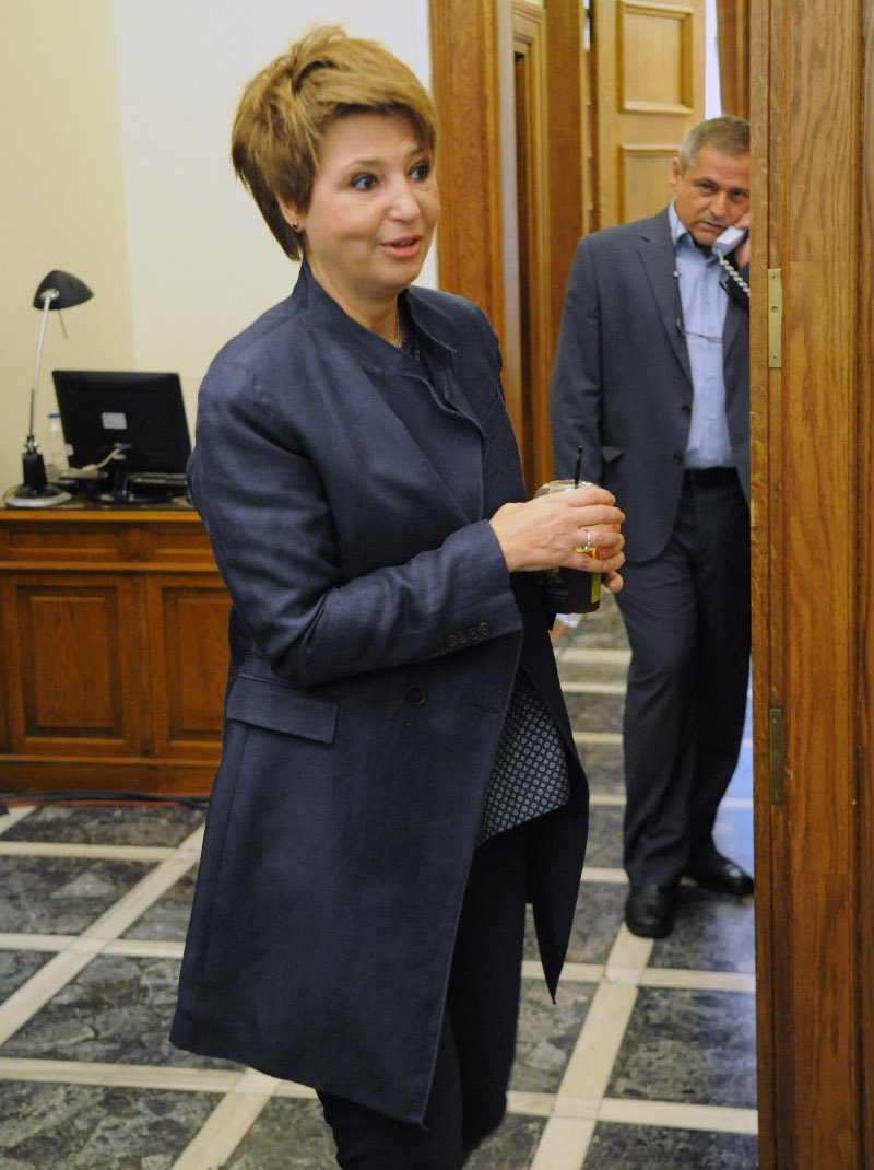 Η μοδάτη Τζάκρη και οι φωσφοριζέ λεπτομέρειες της Μαρίας Κόλλια [εικόνες] | iefimerida.gr 8