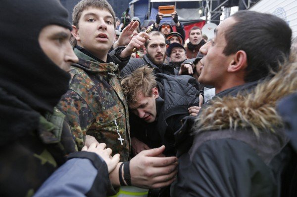 Ο άνθρωπος που λίντσαραν στο Κίεβο, ήταν ο γραμματέας του κομμουνιστικού κόμματος [εικόνες] | iefimerida.gr 4