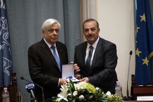 Eπίτιμος Δημότης Ρόδου ο Προκόπης Παυλόπουλος [εικόνες] | iefimerida.gr 1