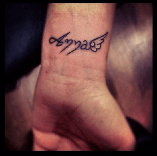 Η Κλέλια Πανταζή αποχαιρετά την φίλη της Αννα Πολλάτου με ένα τατουάζ [εικόνα] | iefimerida.gr 0