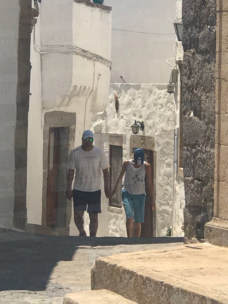 Μαζί στην Πάτμο Βασίλης Κικίλιας-Τζένη Μπαλατσινού [εικόνες] | iefimerida.gr 1