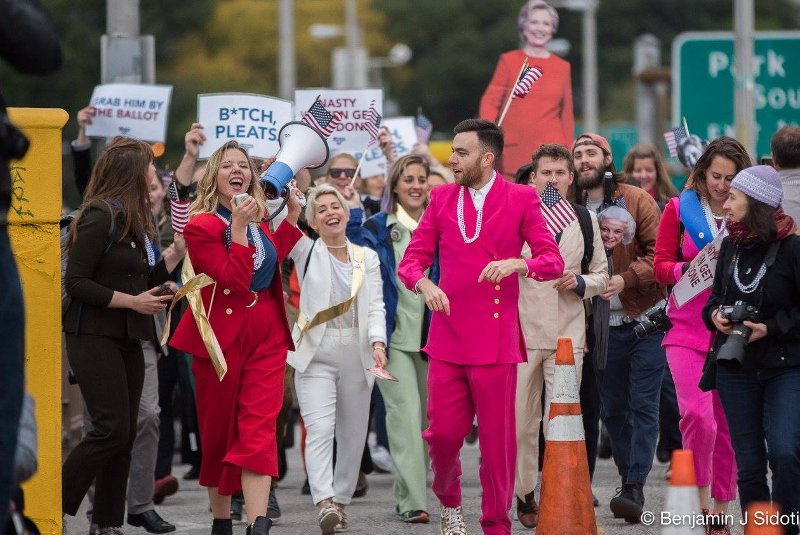 Στο... πόδι ολόκληρη η Αμερική -Απίστευτες σκηνές την ημέρα των εκλογών [εικόνες] | iefimerida.gr 11