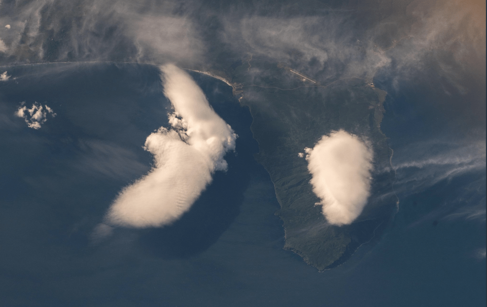 Αστροναύτης φωτογραφίζει τη Γη από το Διάστημα -Συναρπάζει η Σαντορίνη [εικόνες]  | iefimerida.gr 6