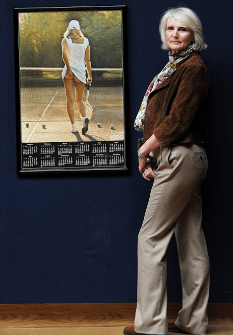 Η Κλοέ Καρντάσιαν με φούστα... ζώνη παίζει τένις με τα οπίσθιά της στη φόρα [εικόνες] | iefimerida.gr 4