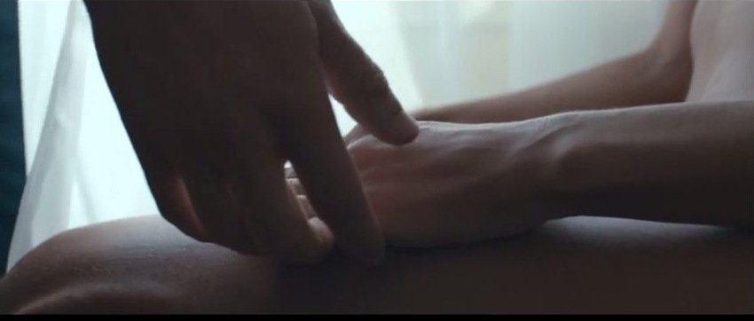 «Φωτιά» η Χάιντι Κλουμ - Πρωταγωνίστρια σε ένα από τα πιο «καυτά» βιντεοκλίπ [εικόνες & βίντεο] | iefimerida.gr 1