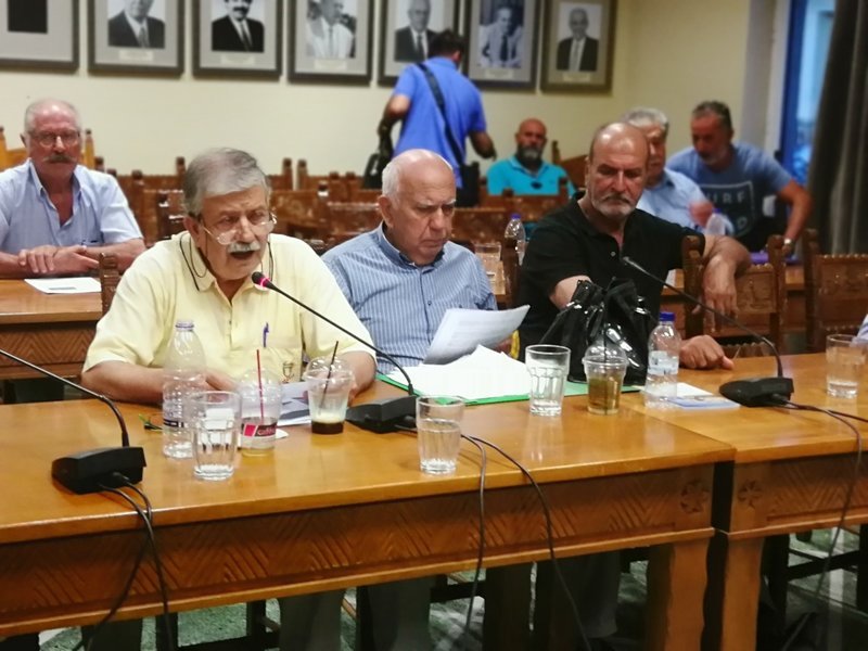 Χανιά: «Θερμό επεισόδιο» στο δημοτικό συμβούλιο -Για την μετονομασία οδού σε «Κων. Μητσοτάκη» [εικόνες] | iefimerida.gr 2