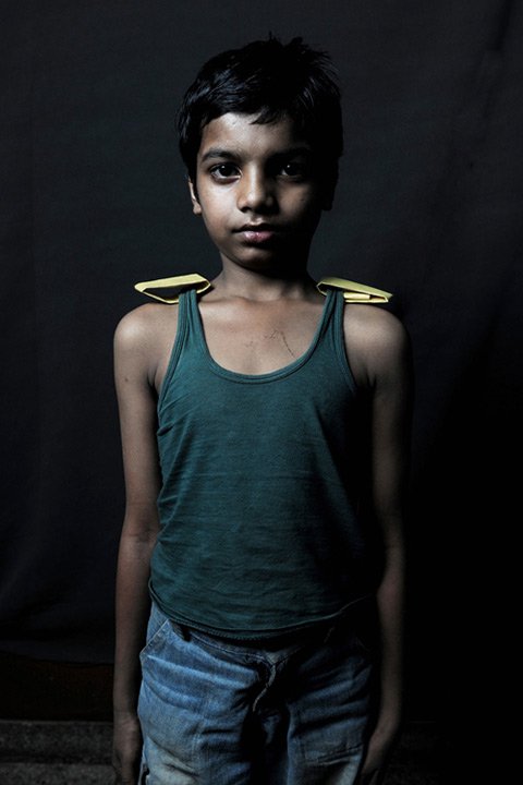 Τα παιδιά που ακόμα ονειρεύονται -  Φωτογραφίζονται ντυμένα όπως φαντάζονται τον εαυτό τους στο μέλλον [εικόνες] | iefimerida.gr 0