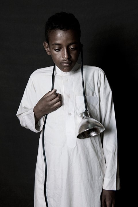 Τα παιδιά που ακόμα ονειρεύονται -  Φωτογραφίζονται ντυμένα όπως φαντάζονται τον εαυτό τους στο μέλλον [εικόνες] | iefimerida.gr 3