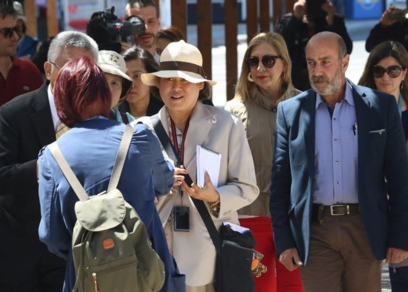  Η πριγκίπισσα της Ταϊλάνδης επισκέφθηκε το Ανάκτορο της Κνωσού [εικόνες] | iefimerida.gr 0