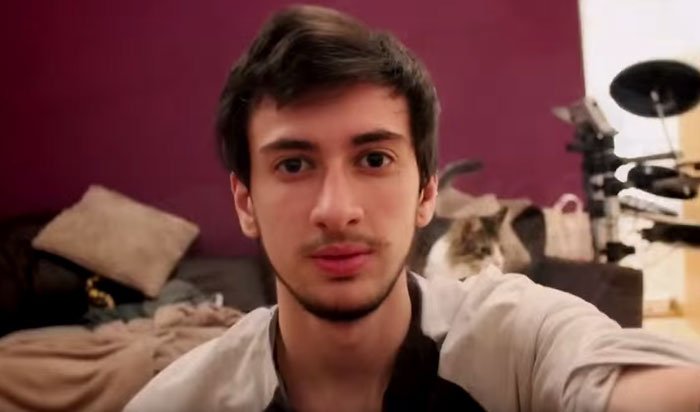 Ολική μεταμόρφωση: Πώς μια έφηβη έγινε άνδρας μέσα σε τρία χρόνια  [εικόνες&βίντεο] | iefimerida.gr 7