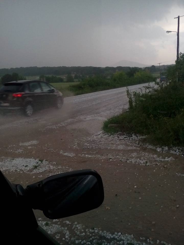 Απίστευτο: Χαλάζι σε μέγεθος φουντουκιού έπληξε Κοζάνη και Καστοριά [εικόνες & βίντεο] | iefimerida.gr 3