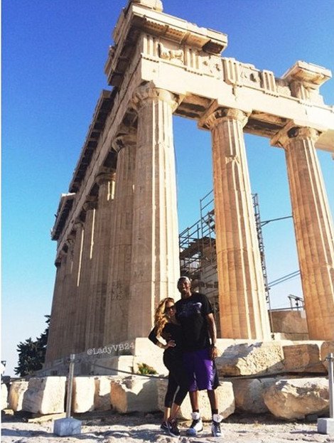 Η selfie του Κόμπι Μπράιαντ στην Ακρόπολη [εικόνες] | iefimerida.gr 1