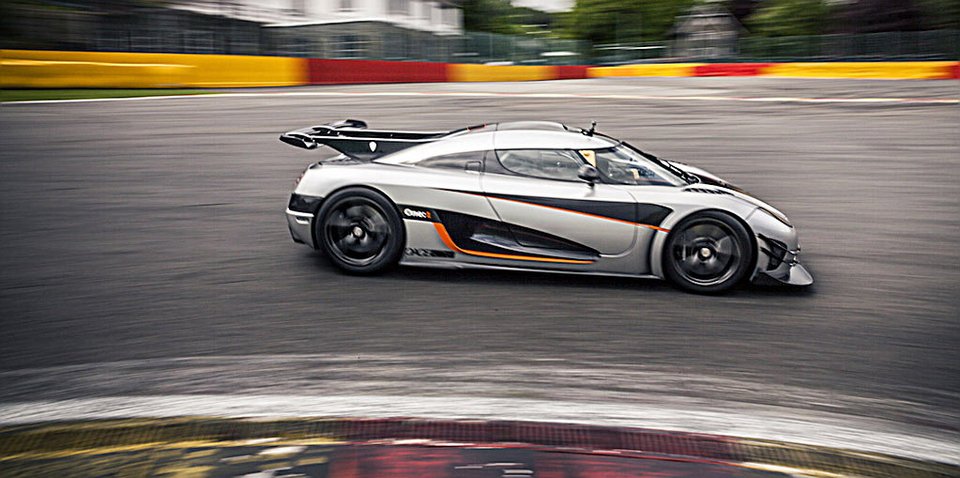 Απίστευτο ρεκόρ από το Koenigsegg One:1: 0-300 σε 17,95 δεύτερα [βίντεο] | iefimerida.gr 0