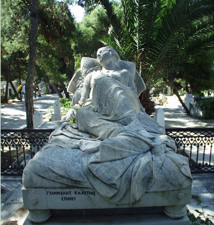 Η «Κοιμωμένη» του Χαλεπά μεταφέρεται από το Α' Νεκροταφείο στη Γλυπτοθήκη | iefimerida.gr 0