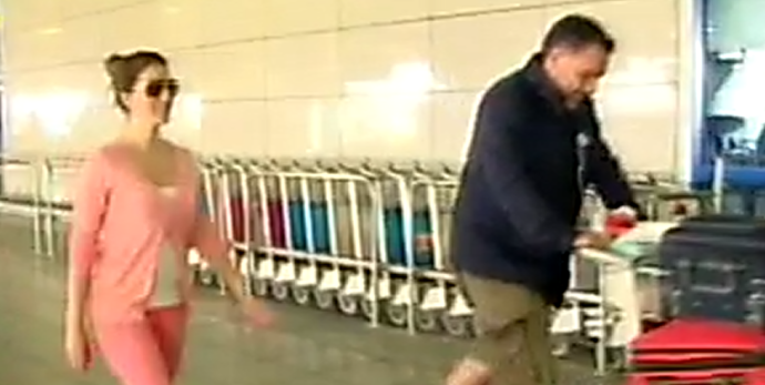 Με φουσκωμένη κοιλιά εμφανίστηκε η σύντροφος του Γρηγόρη Αρναούτογλου [εικόνες] | iefimerida.gr 0