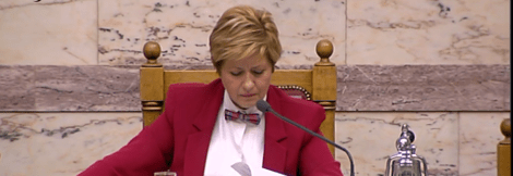  Η Μαρία Κόλλια Τσαρουχά, όπως δεν την έχετε δει ξανά ντυμένη -Νέο ενδυματολογικό «χτύπημα» στη Βουλή [εικόνες] | iefimerida.gr 0