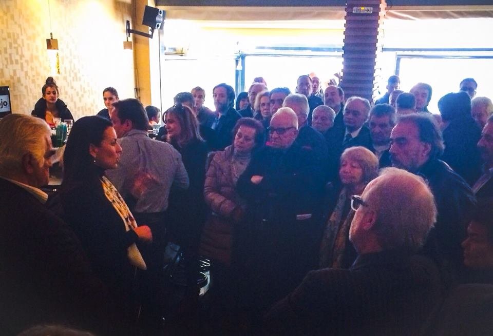 Η Ολγα Κεφαλογιάννη στις γειτονιές της Αθήνας [εικόνες] | iefimerida.gr 0