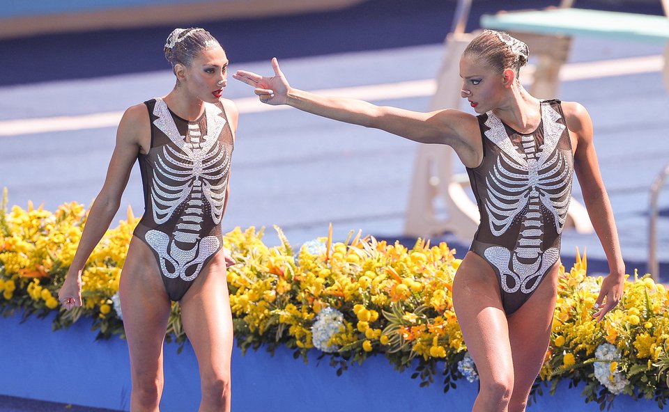 Συγχρονισμένη κολύμβηση: Ελπίδες για τελικό  [εικόνες] | iefimerida.gr 0