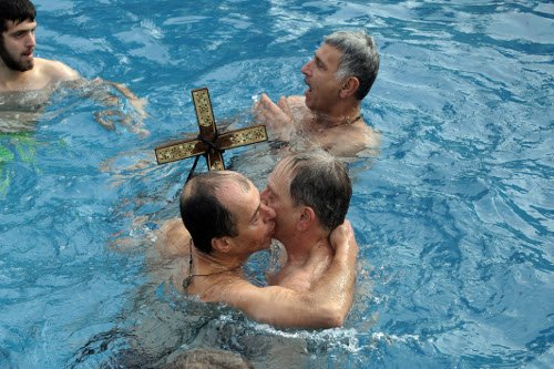 Με λαμπρότητα γιορτάστηκαν τα Θεοφάνεια σε όλη τη χώρα  [εικόνες] | iefimerida.gr 34